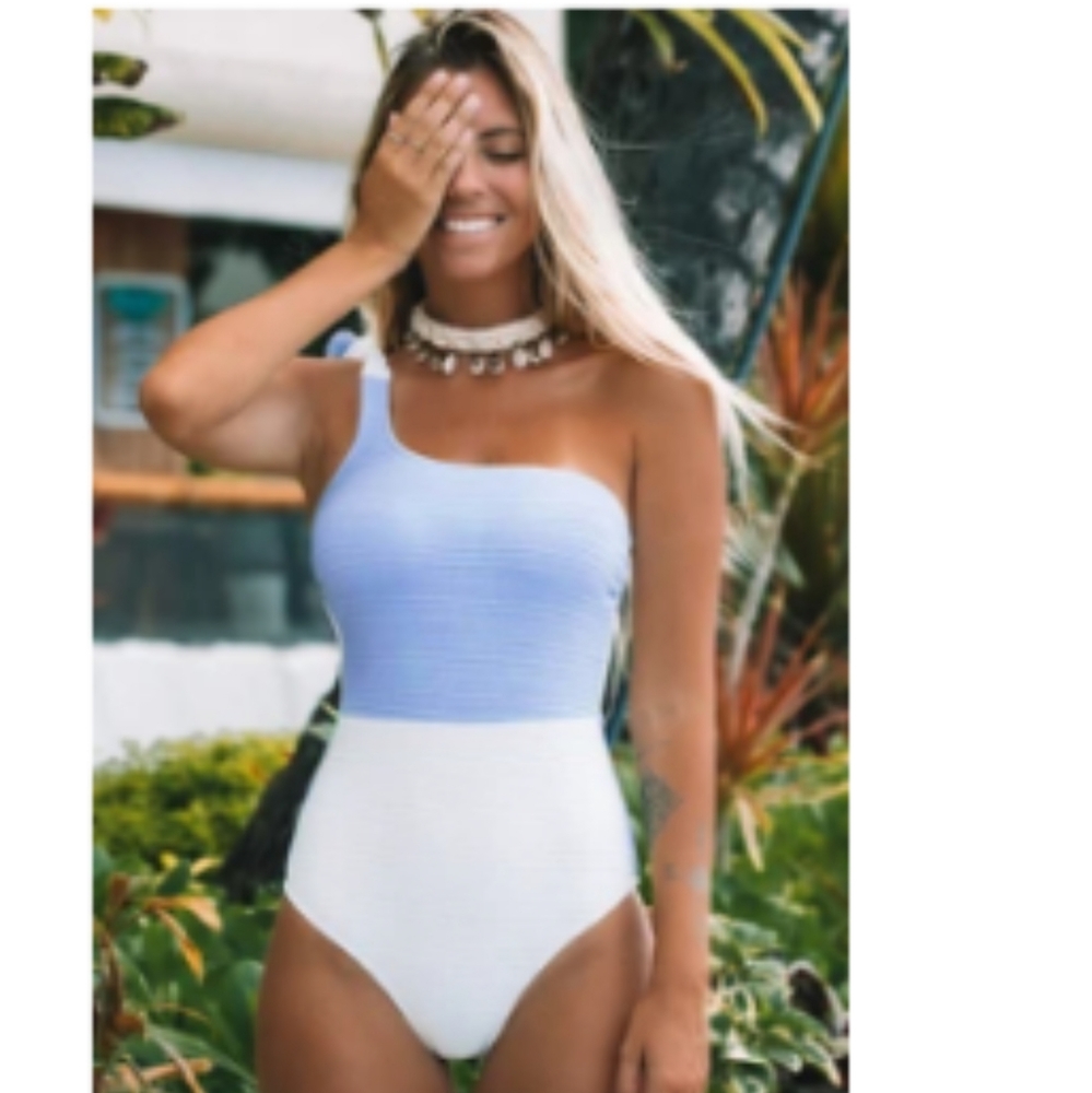 Cupshe one shoulder swimsuit
